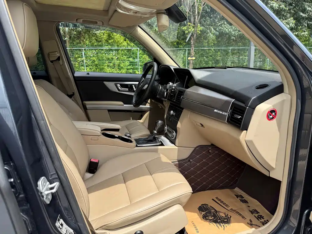 Mercedes-Benz GLK-Class (Import) — миниатюра 17