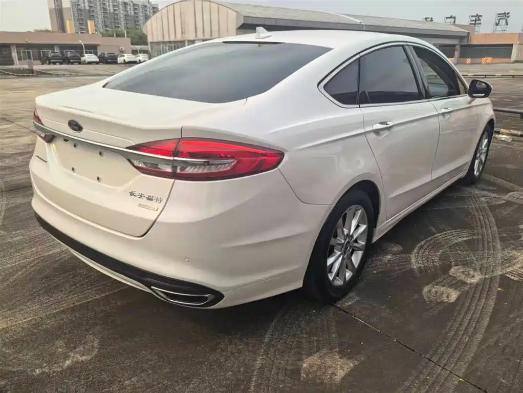 Ford Mondeo 2017 EcoBoost 180 Fashion