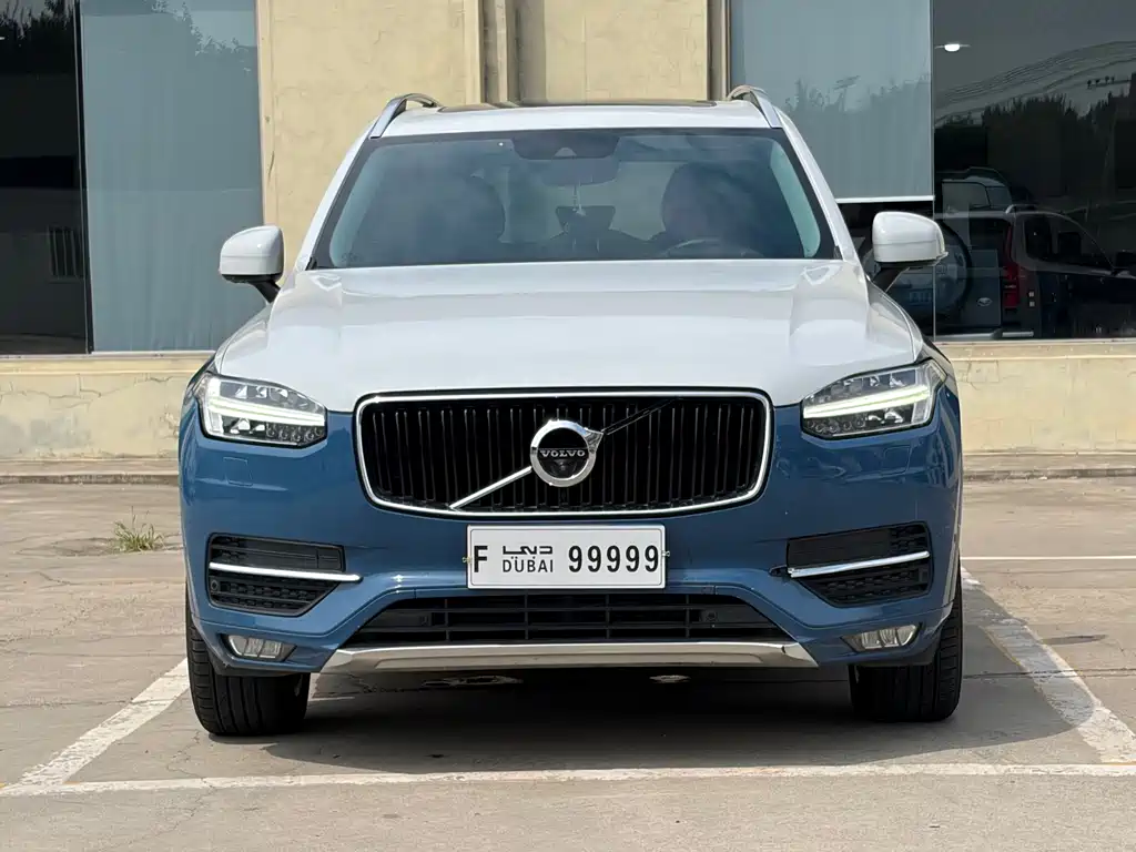 Volvo XC90 2015 T6 5 мест