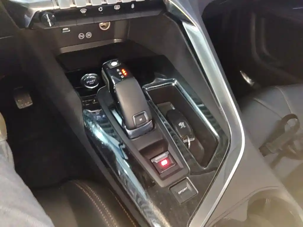 Peugeot 4008 — миниатюра 14