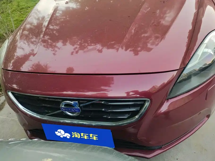 Volvo V40 — миниатюра 2