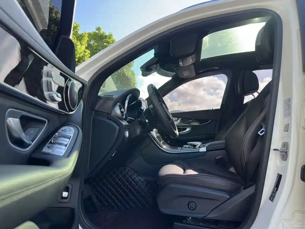 Mercedes-Benz GLC 2019 GLC 260 L 4MATIC Luxury