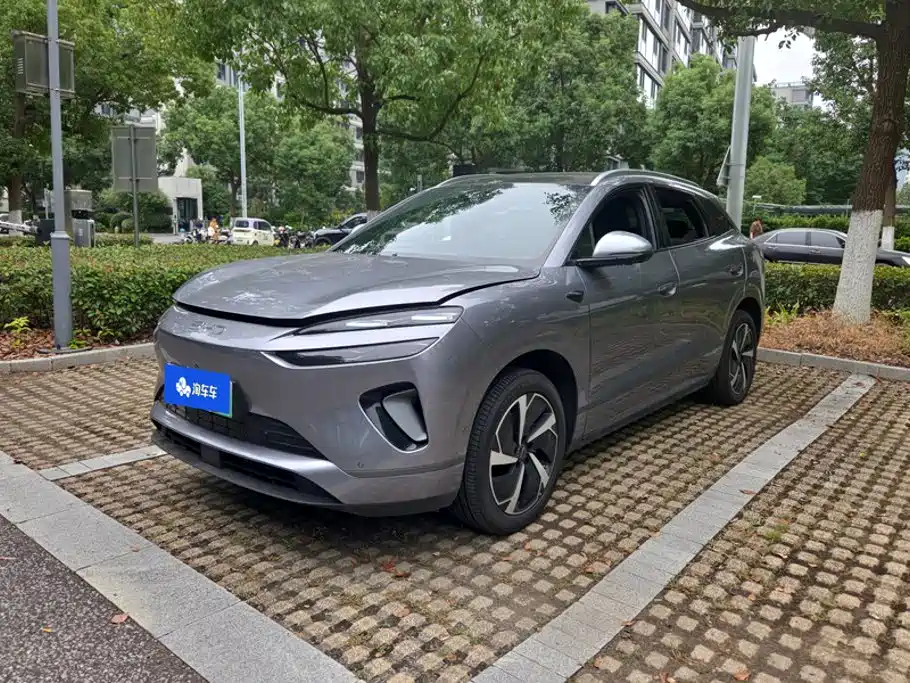 BYD Sealion 06