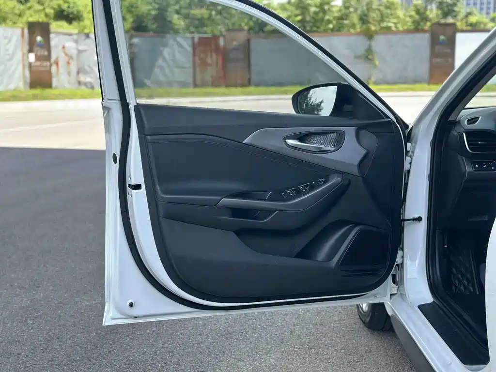 Hyundai Fista — миниатюра 7
