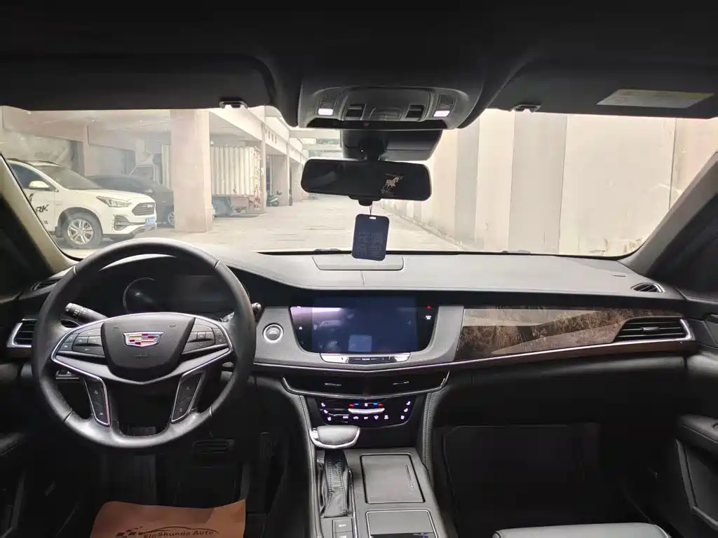 Cadillac CT6 — миниатюра 9