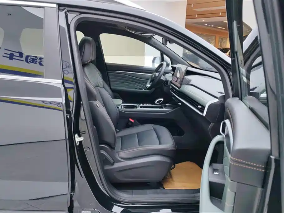 GEELY AUTOMOBILE HAOYUE L