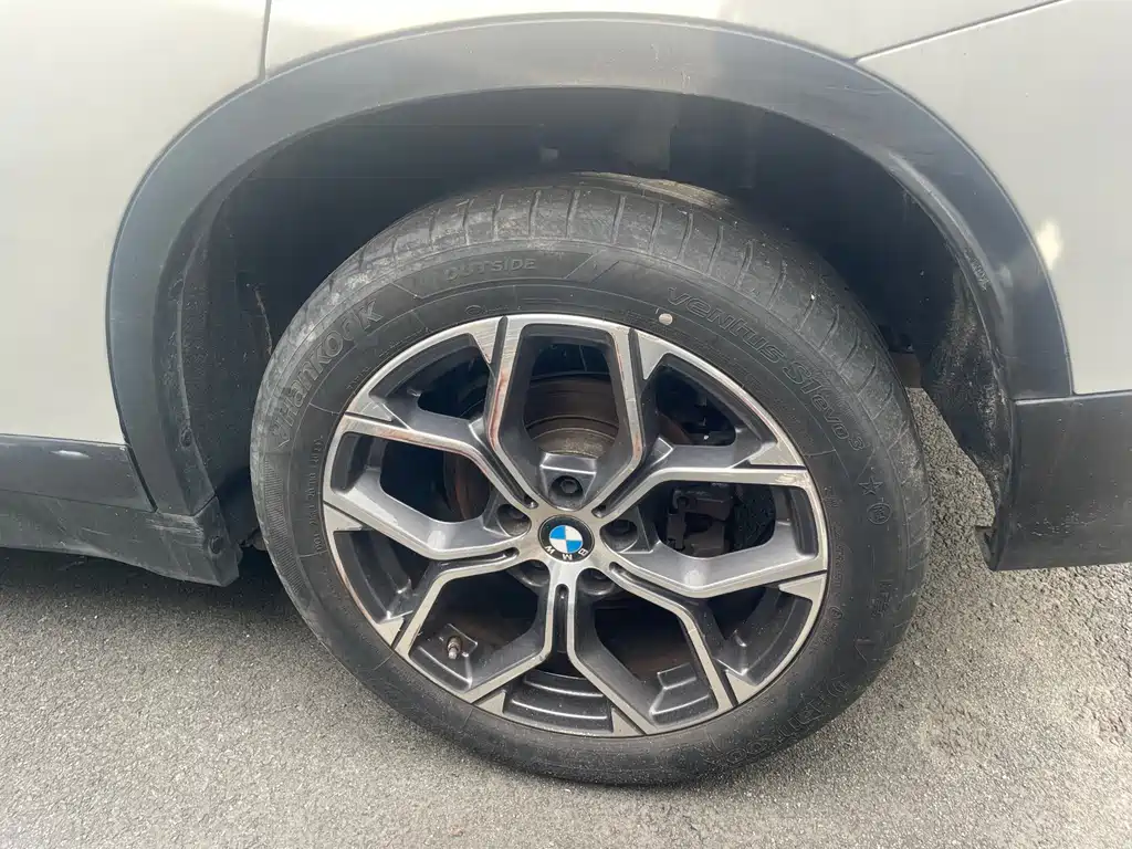 BMW X1 — миниатюра 12