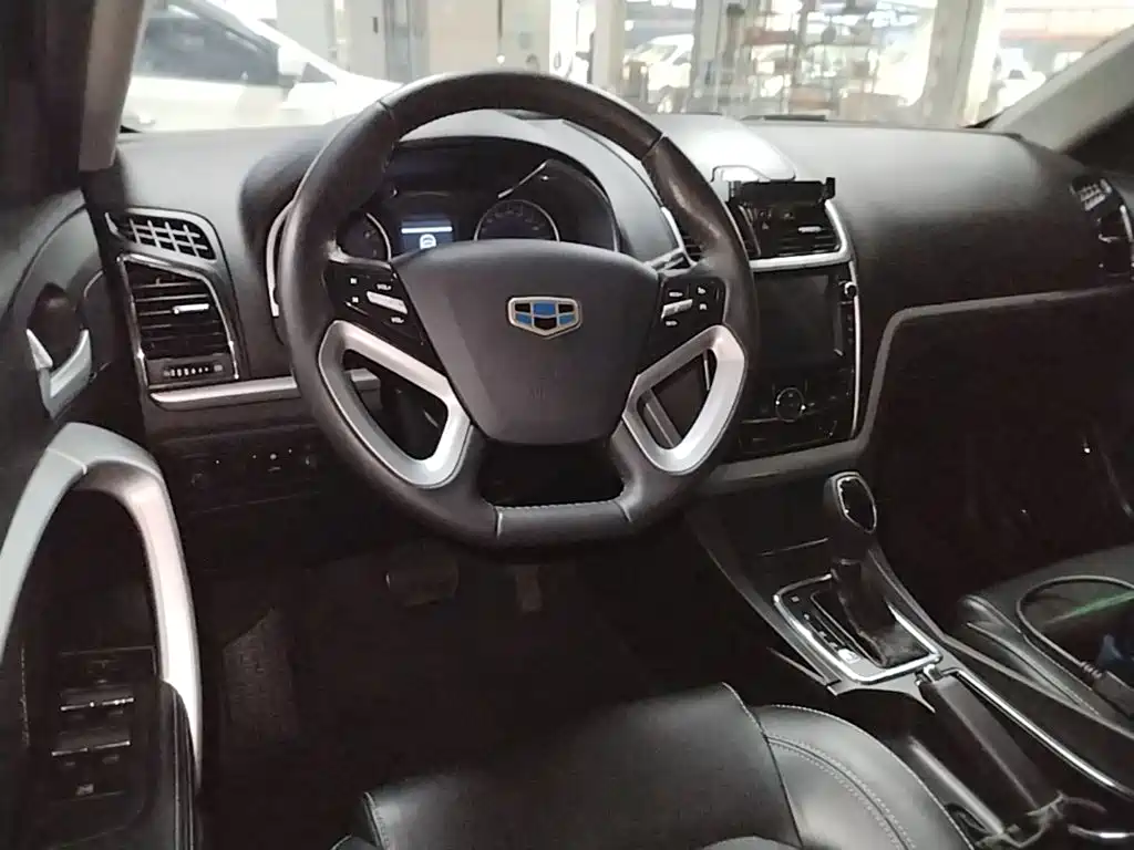 Geely Emgrand — миниатюра 11
