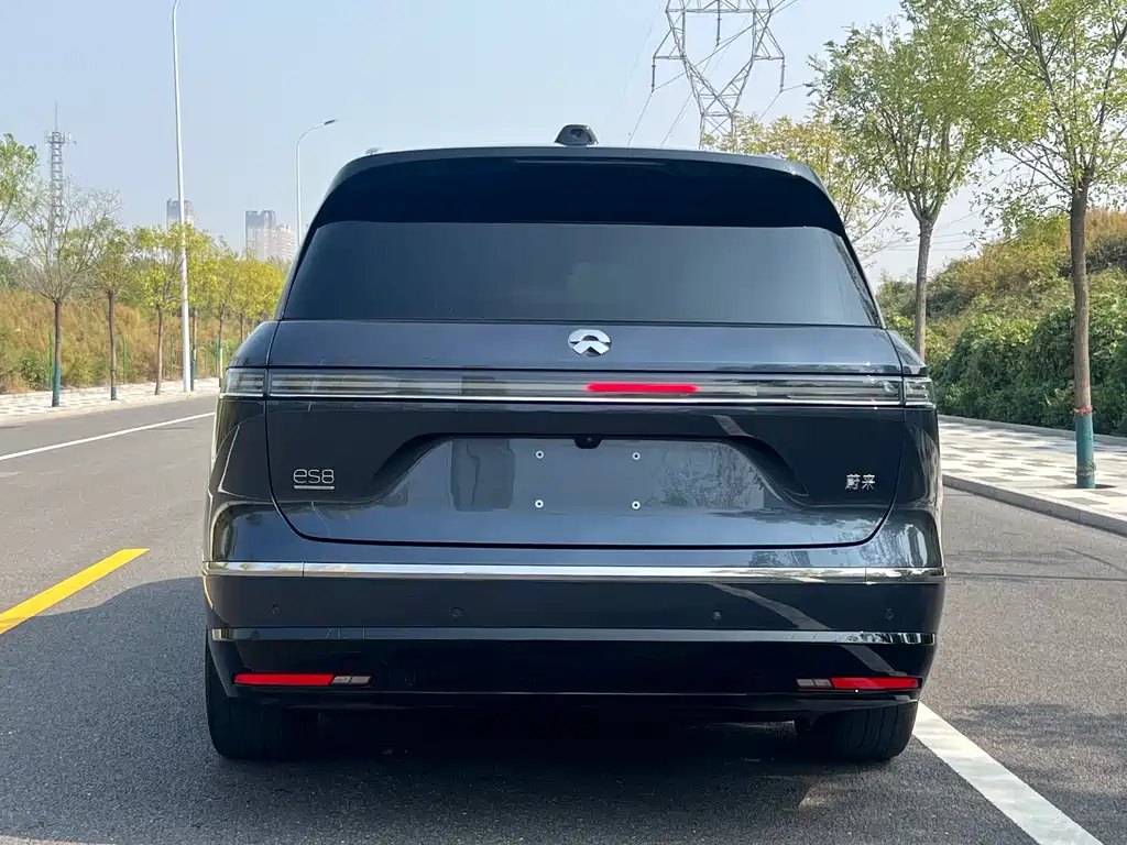 NIO ES8 — миниатюра 9