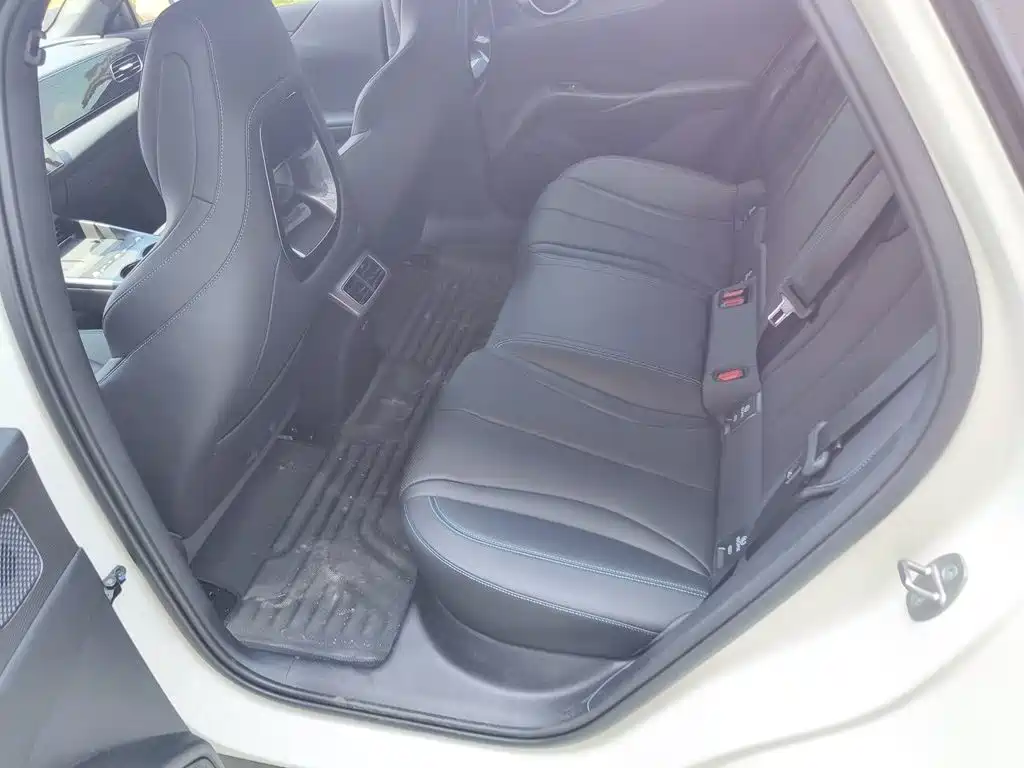 BYD Seal 06 — миниатюра 13