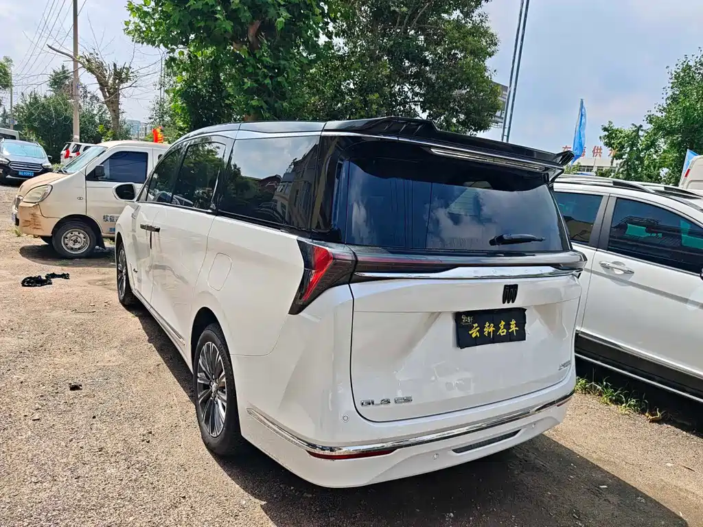 Buick GL8 2025 Smart