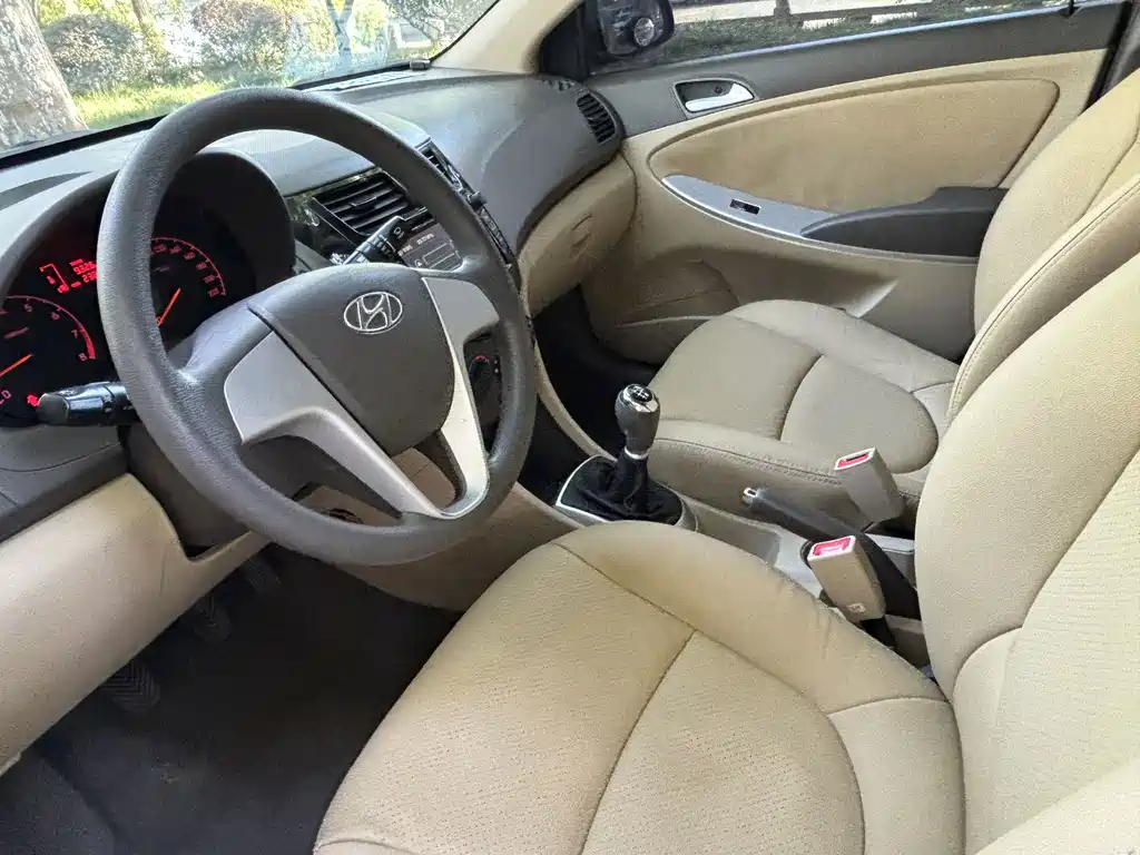 Hyundai Verna — миниатюра 14