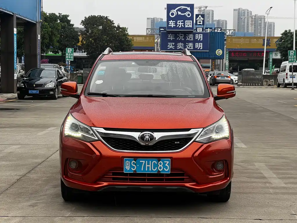 BYD Song — миниатюра 2