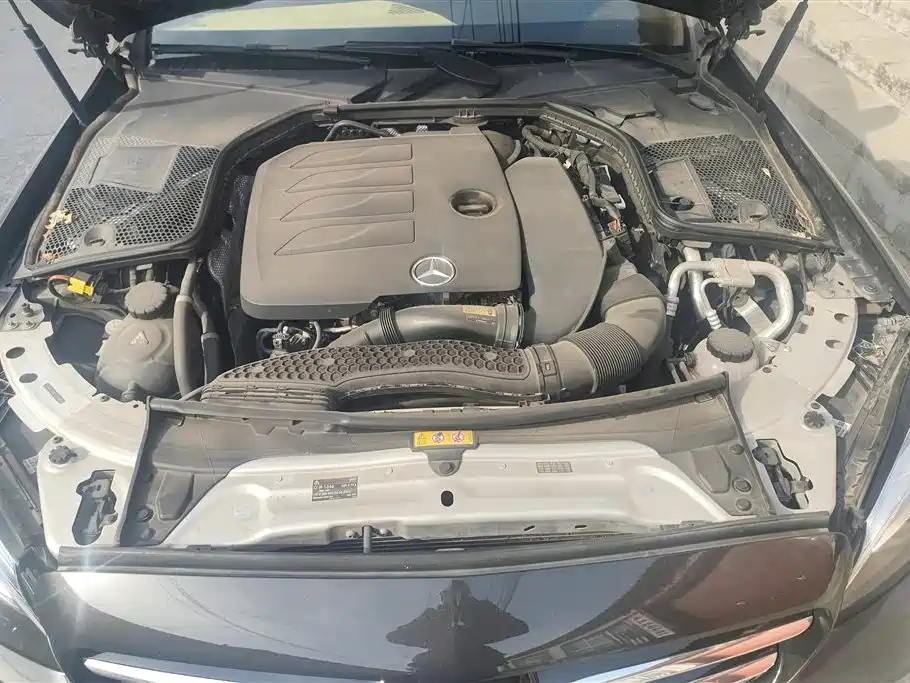 MERCEDES-BENZ C CLASS