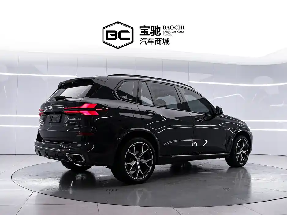 BMW X5 2023 xDrive 30Li Premium M Sport