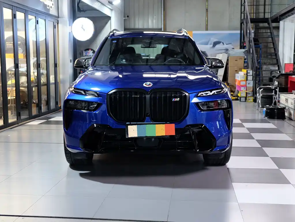 BMW X7 M60i 2023 xDrive M60i