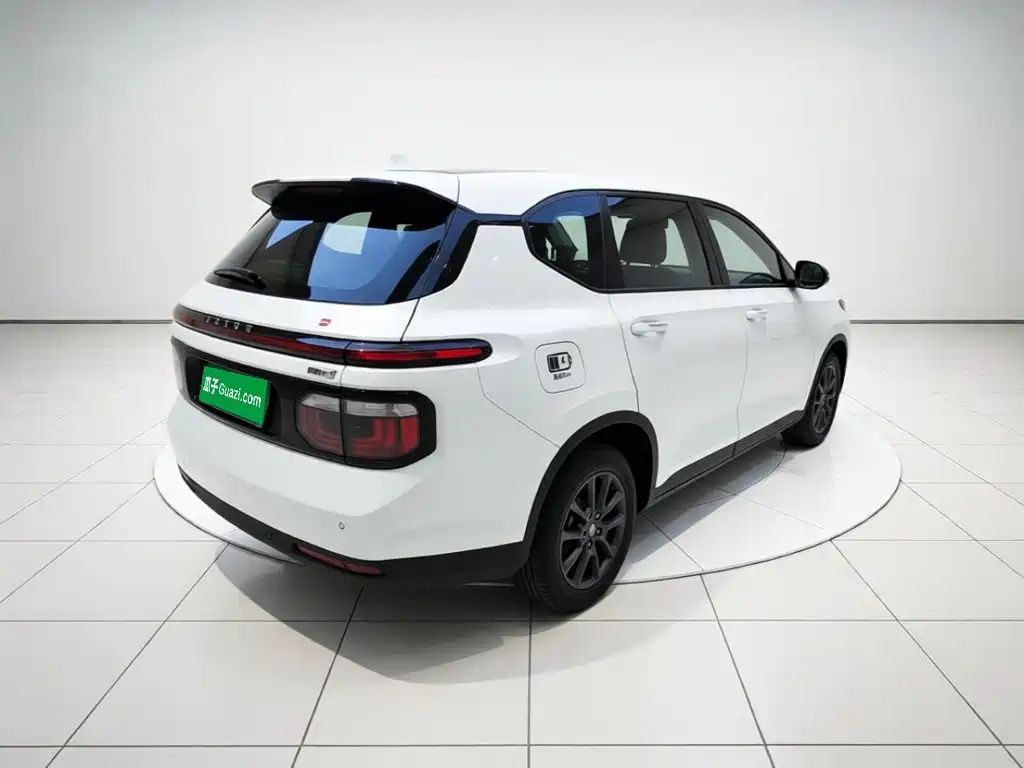 Baojun RM-5 — миниатюра 6