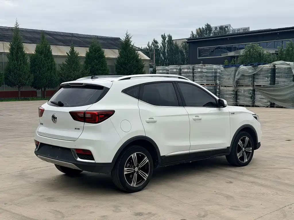 MG ZS — миниатюра 5