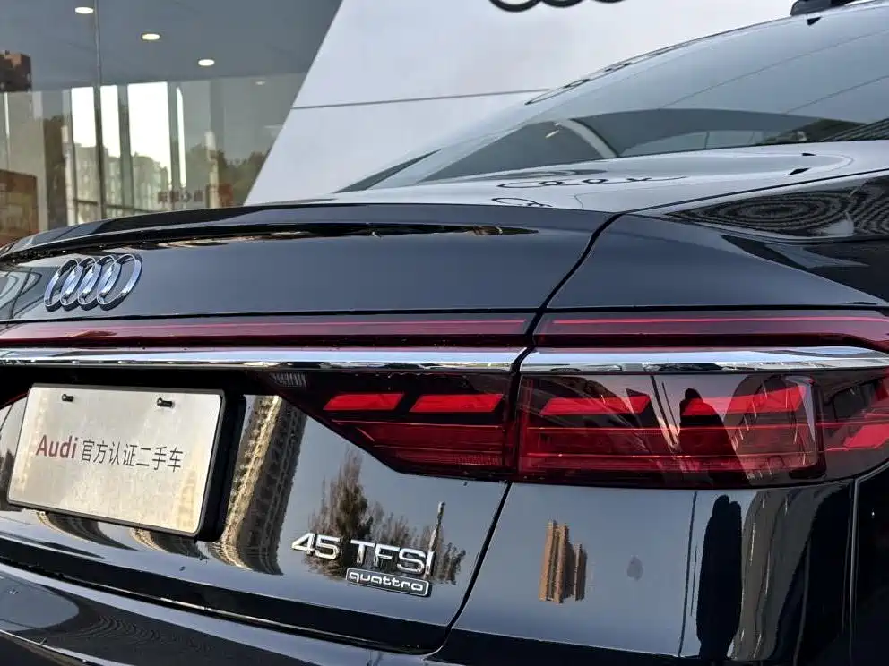 Audi A8 — миниатюра 15