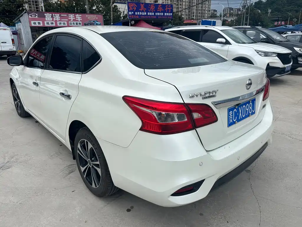 Nissan Sylphy — миниатюра 6