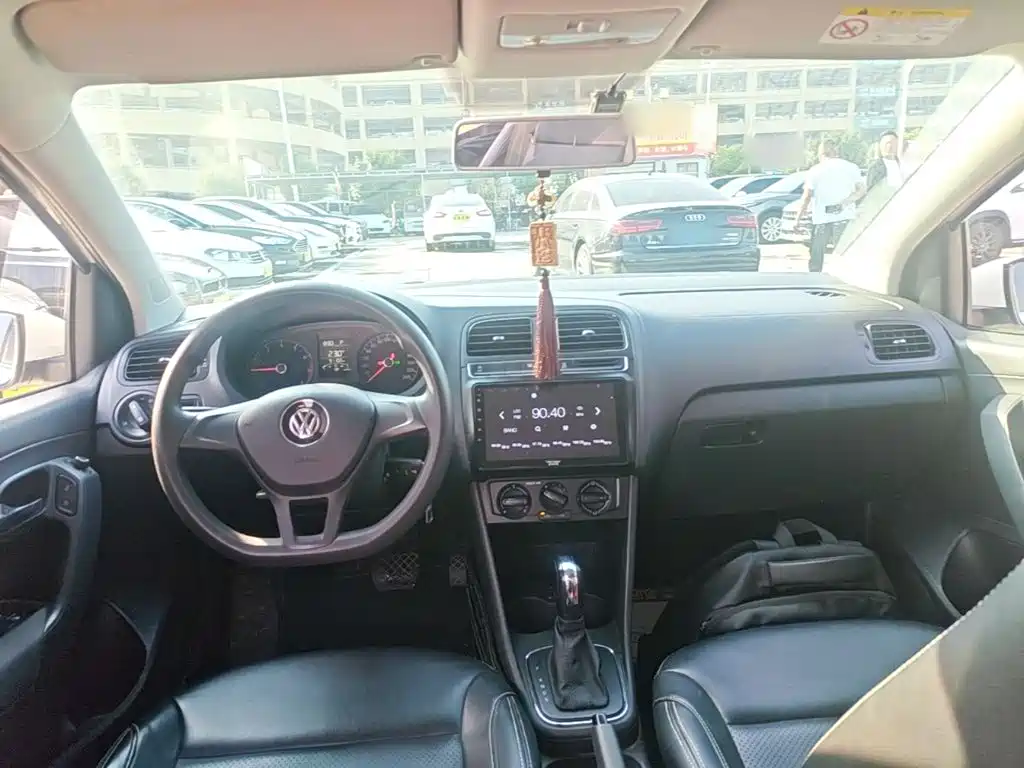 Volkswagen Polo — миниатюра 10
