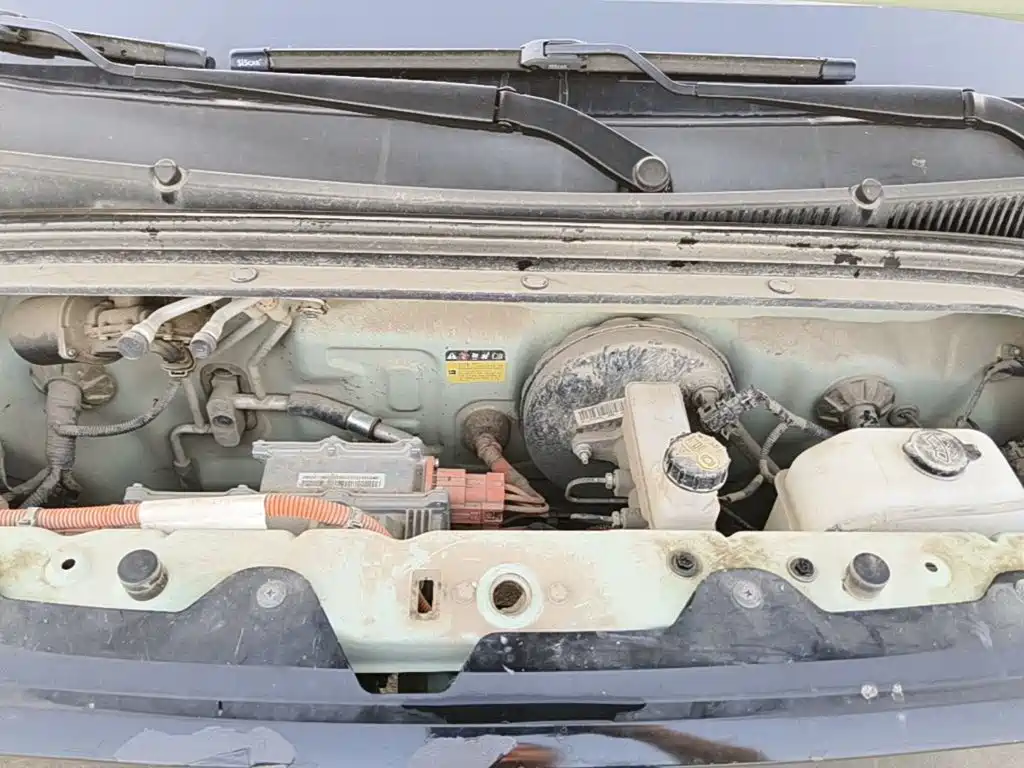 Wuling MINIEV — миниатюра 20