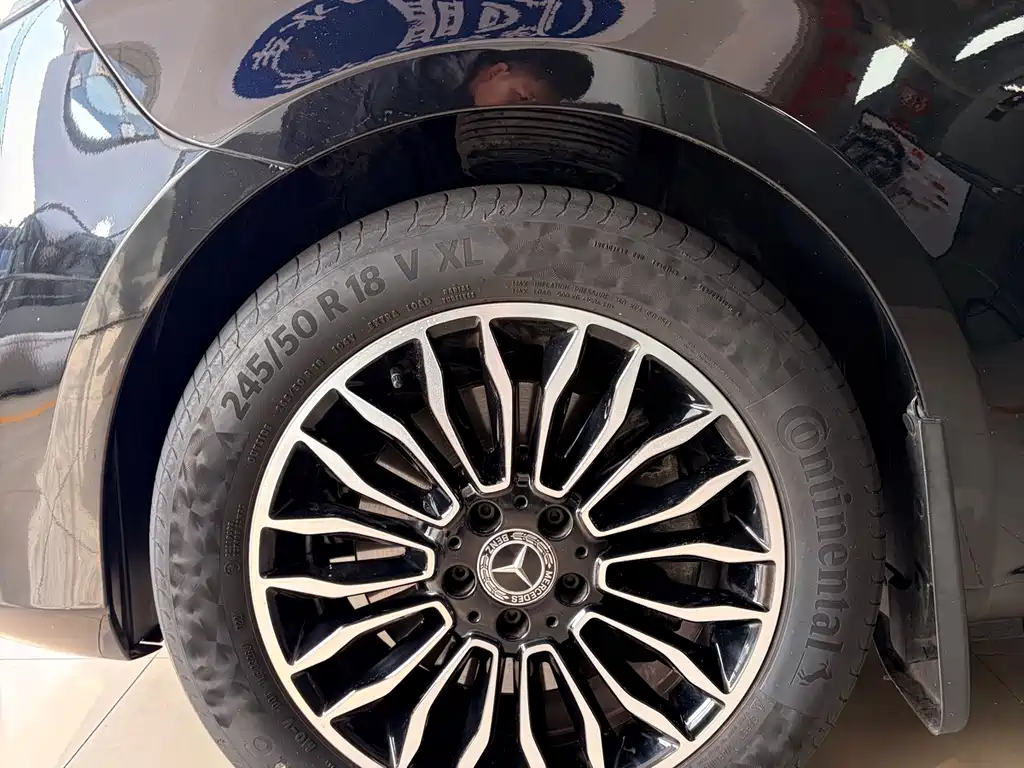Mercedes-Benz V-Class — миниатюра 4