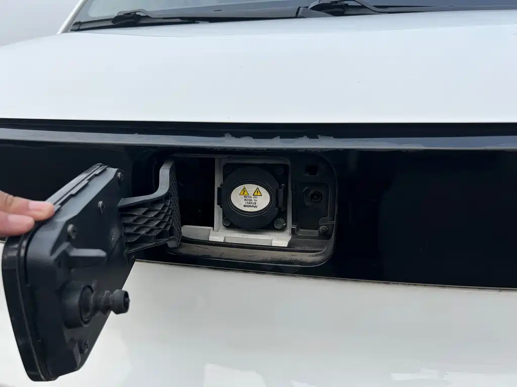 Wuling MINIEV — миниатюра 16