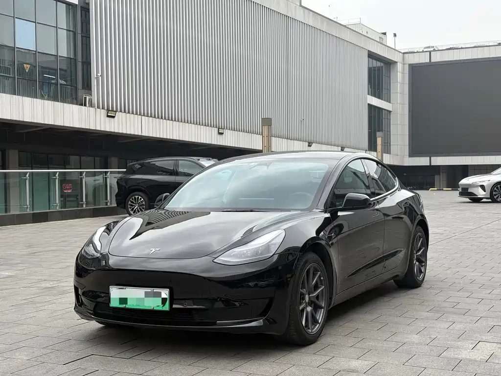 Tesla Model 3 2023