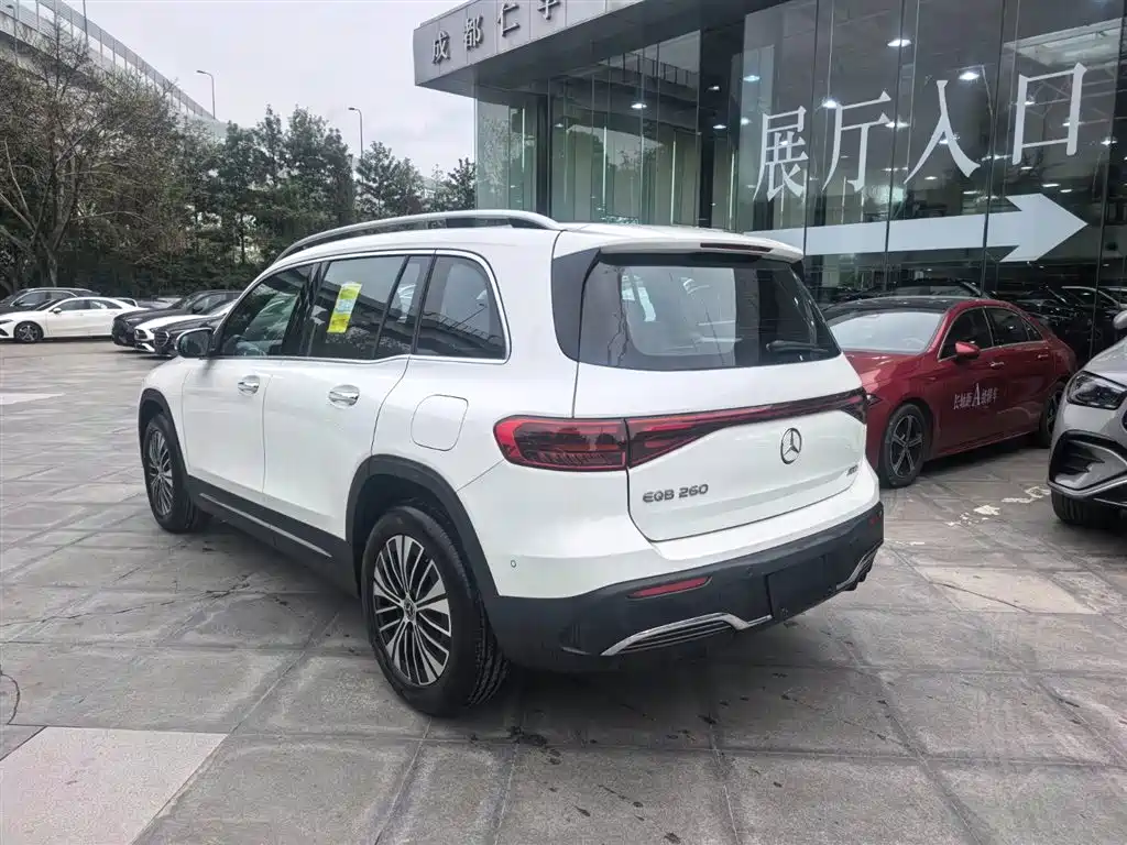 Mercedes-Benz EQB 2025 EQB 260