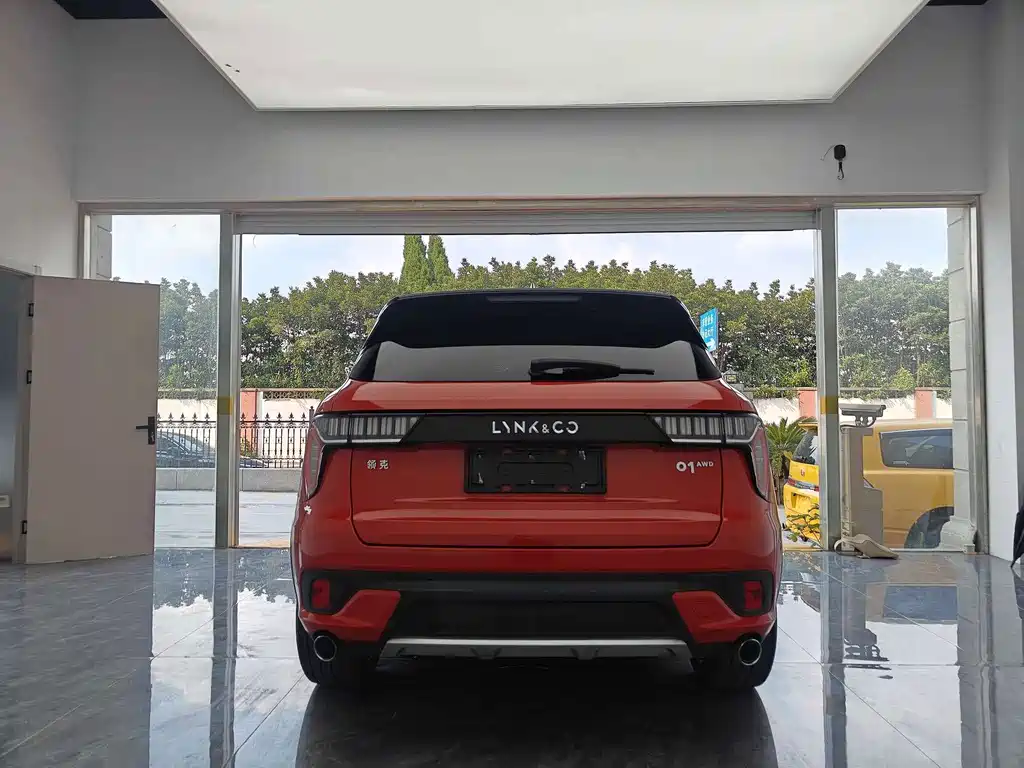 Lynk & Co 01 — миниатюра 5
