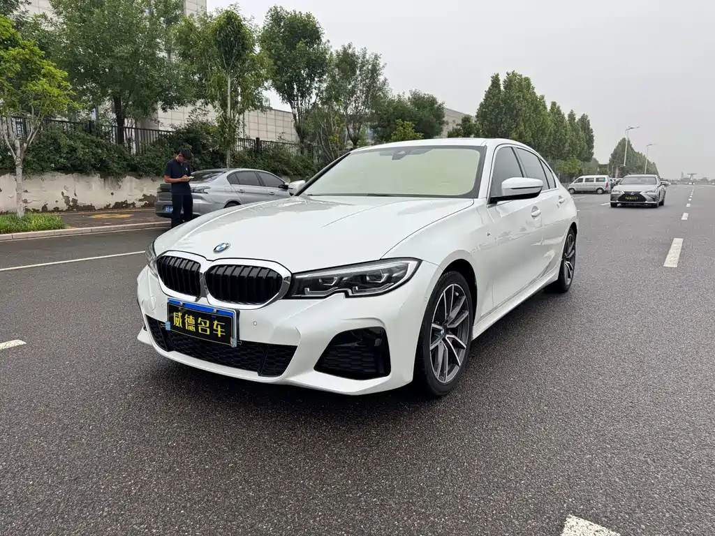 BMW 3 Series 2021