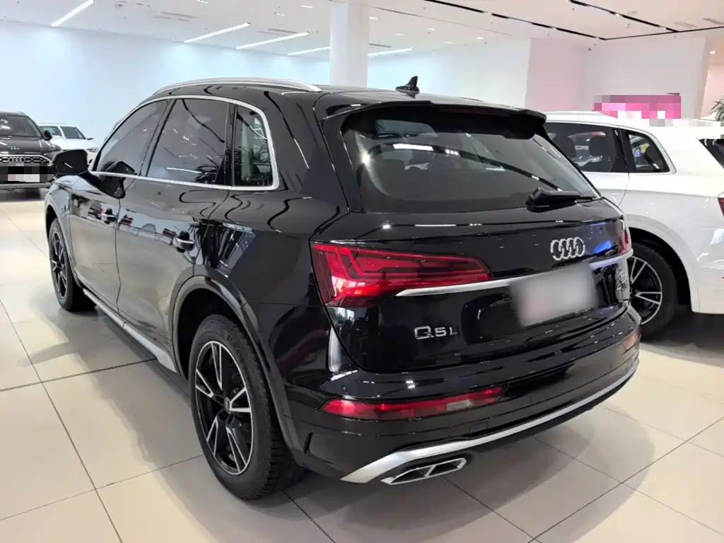 Audi Q5L — миниатюра 5