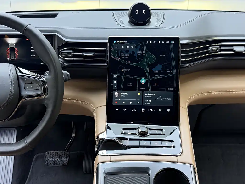 NIO ES8 — миниатюра 8