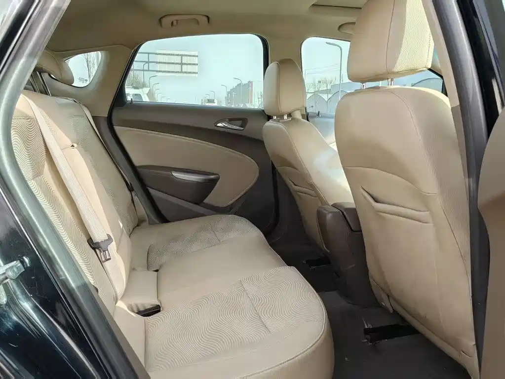 Buick Excelle 2013 GT 1.6L MT