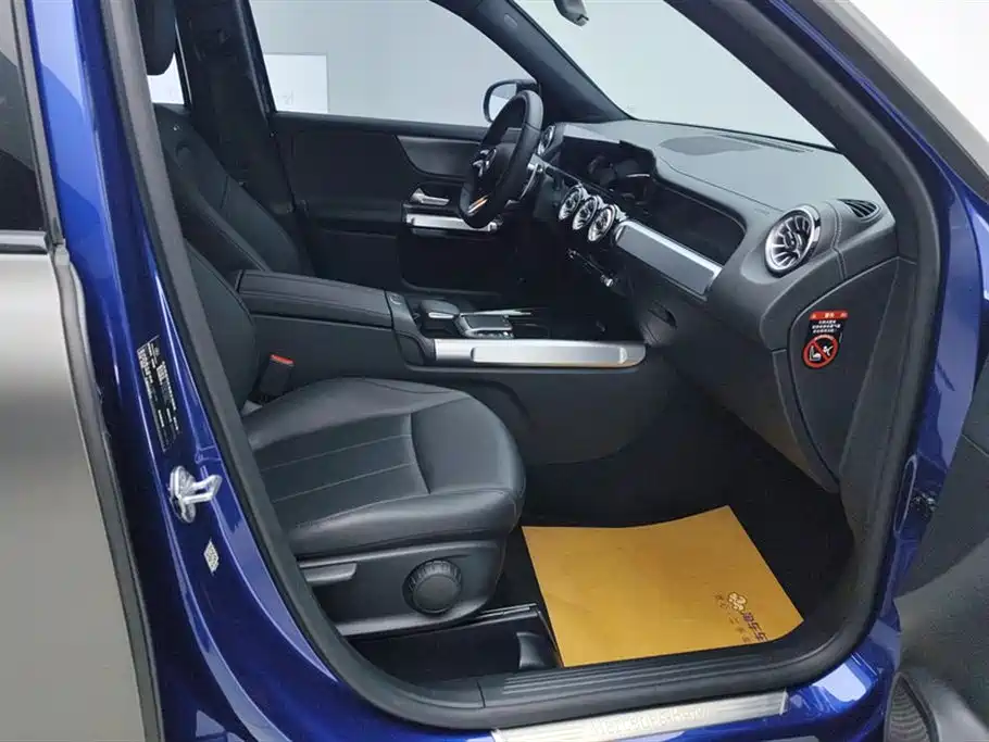 Mercedes-Benz GLB 2022 GLB 220