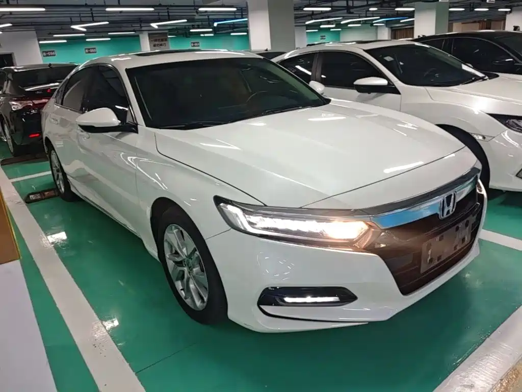 Honda Accord — миниатюра 4