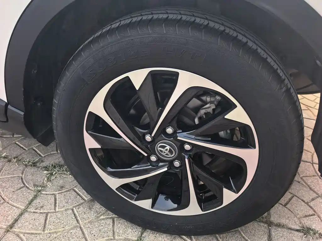 Toyota IZOA — миниатюра 15