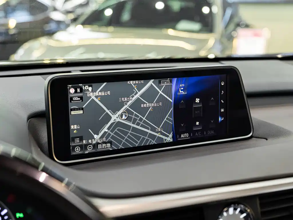 Lexus RX — миниатюра 15