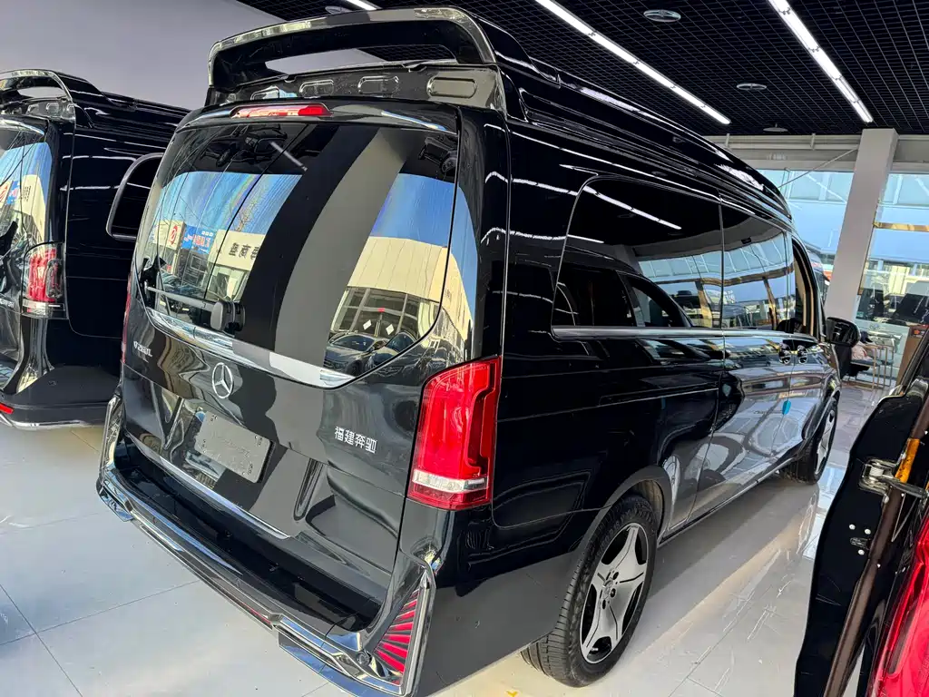 Mercedes-Benz V-Class V 2022 V 260 L Luxury