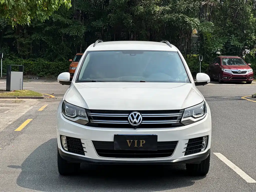 Volkswagen Tiguan — миниатюра 2