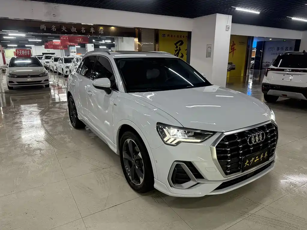 Audi Q3 — миниатюра 2