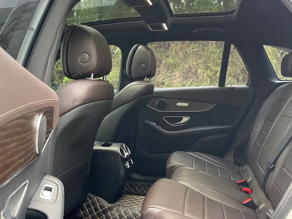 Mercedes-Benz GLC — миниатюра 12