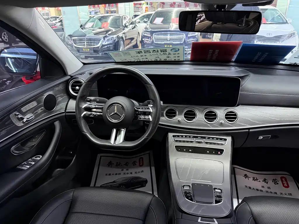 Mercedes-Benz E-Class — миниатюра 9