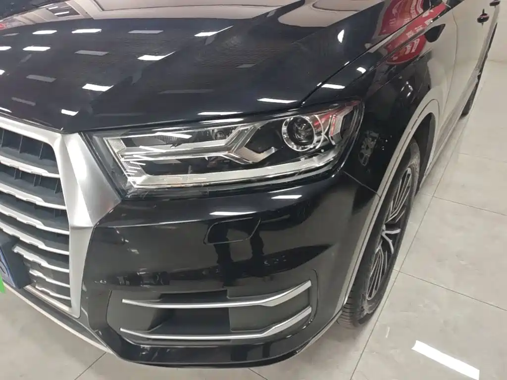 Audi Q7 — миниатюра 24