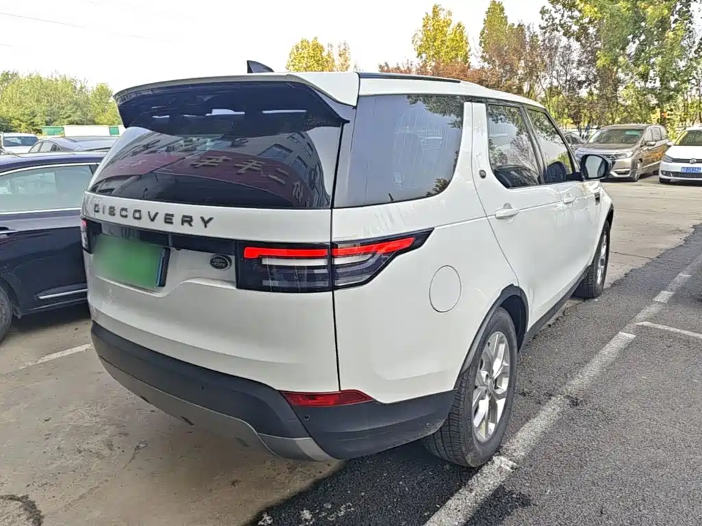 Land Rover Discovery — миниатюра 7