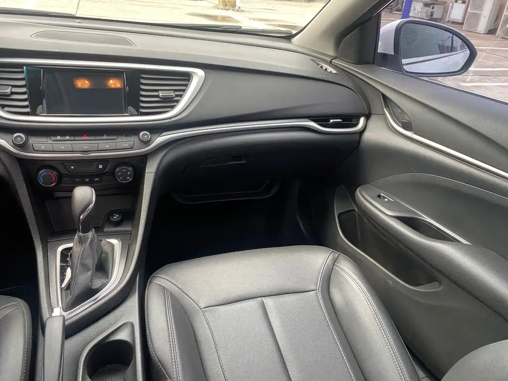 Buick Excelle — миниатюра 12