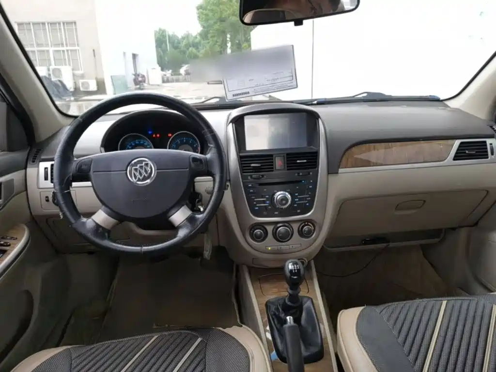 Buick Excelle 2015 1.5L MT Premium
