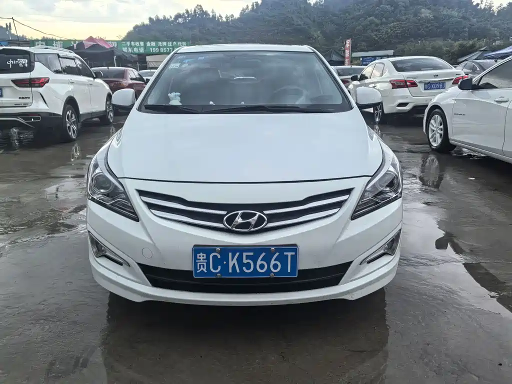 Hyundai Accent 1.4L Auto Leading GLX