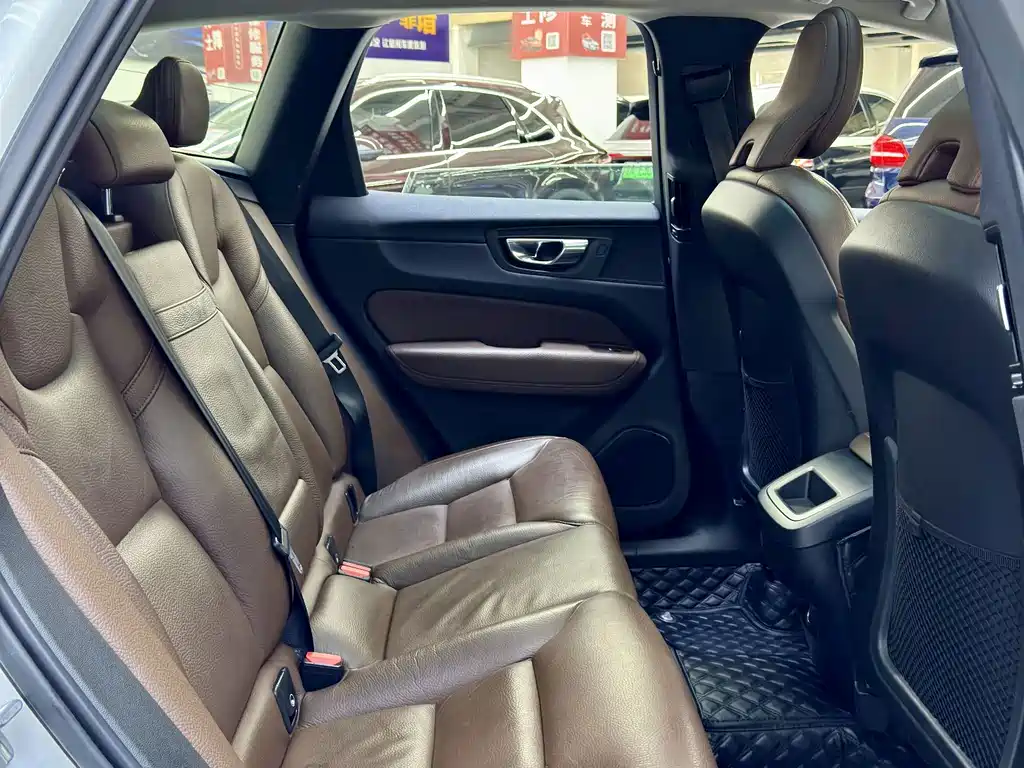 Volvo XC60 — миниатюра 2